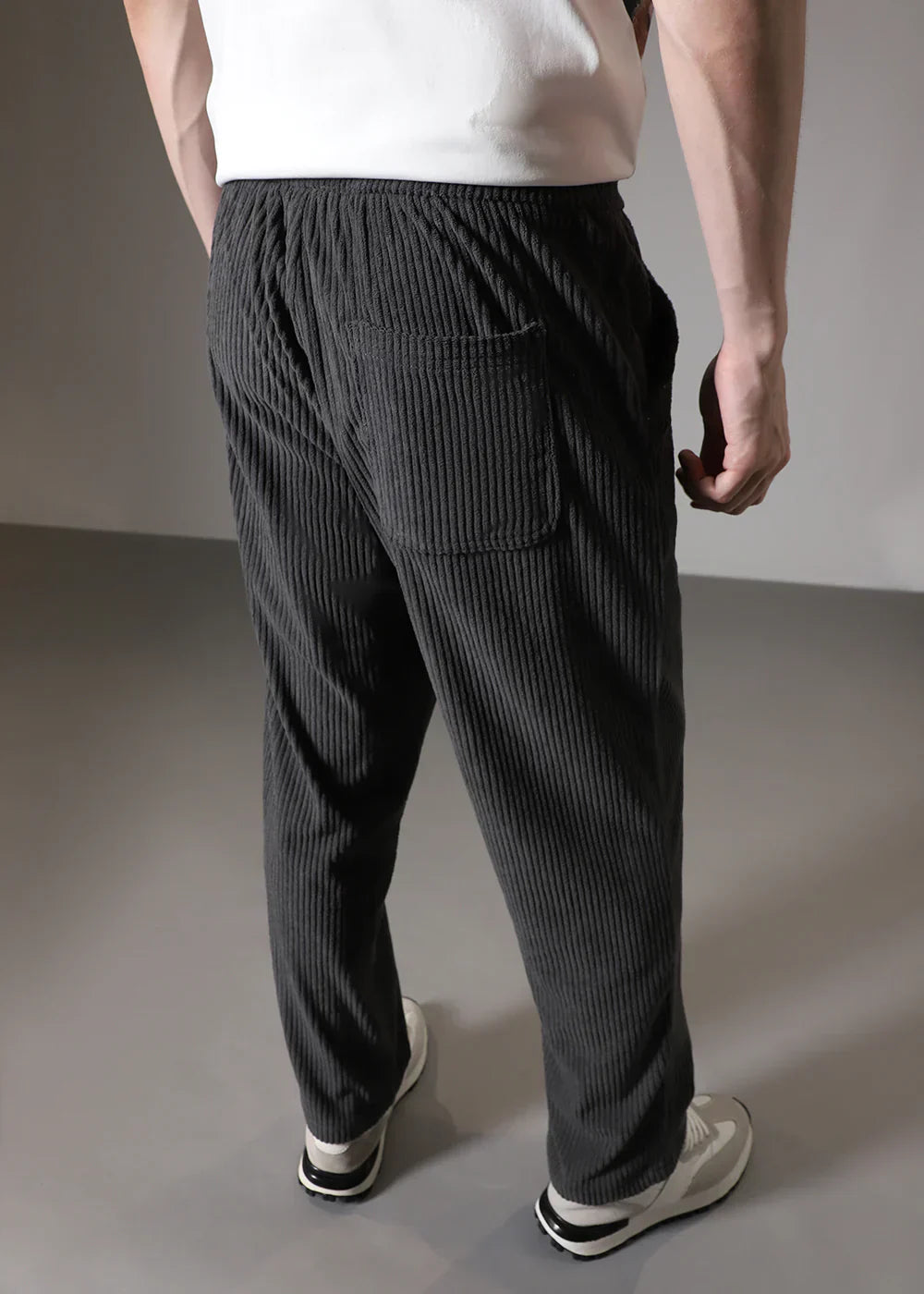 Cameron | Straight-Cut Ribbed Pants